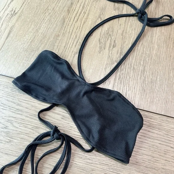 Bundle of 2 SHEIN Black Halter Crop Bra Top and White Tube Bra Top Size Small - Picture 11 of 12